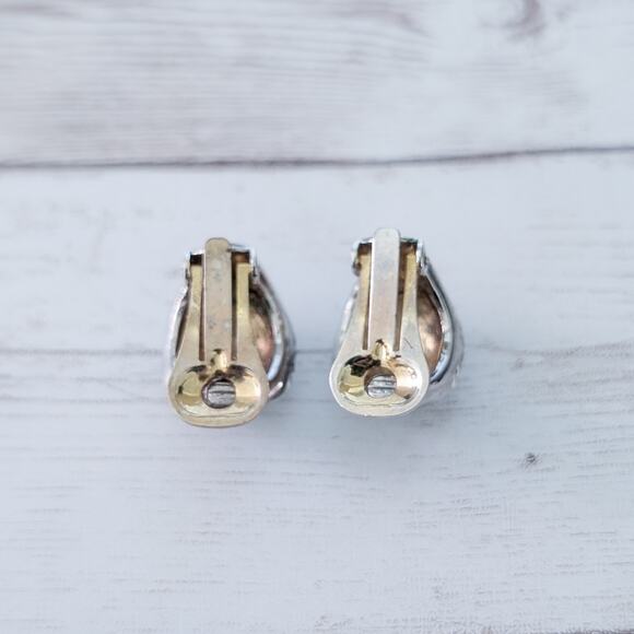 Vintage Clip On Earrings Stylish Statement Silver Tone Chunky 7/8" - Picture 7 of 9